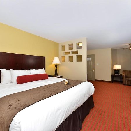 Quality Suites Nashville Airport מראה חיצוני תמונה