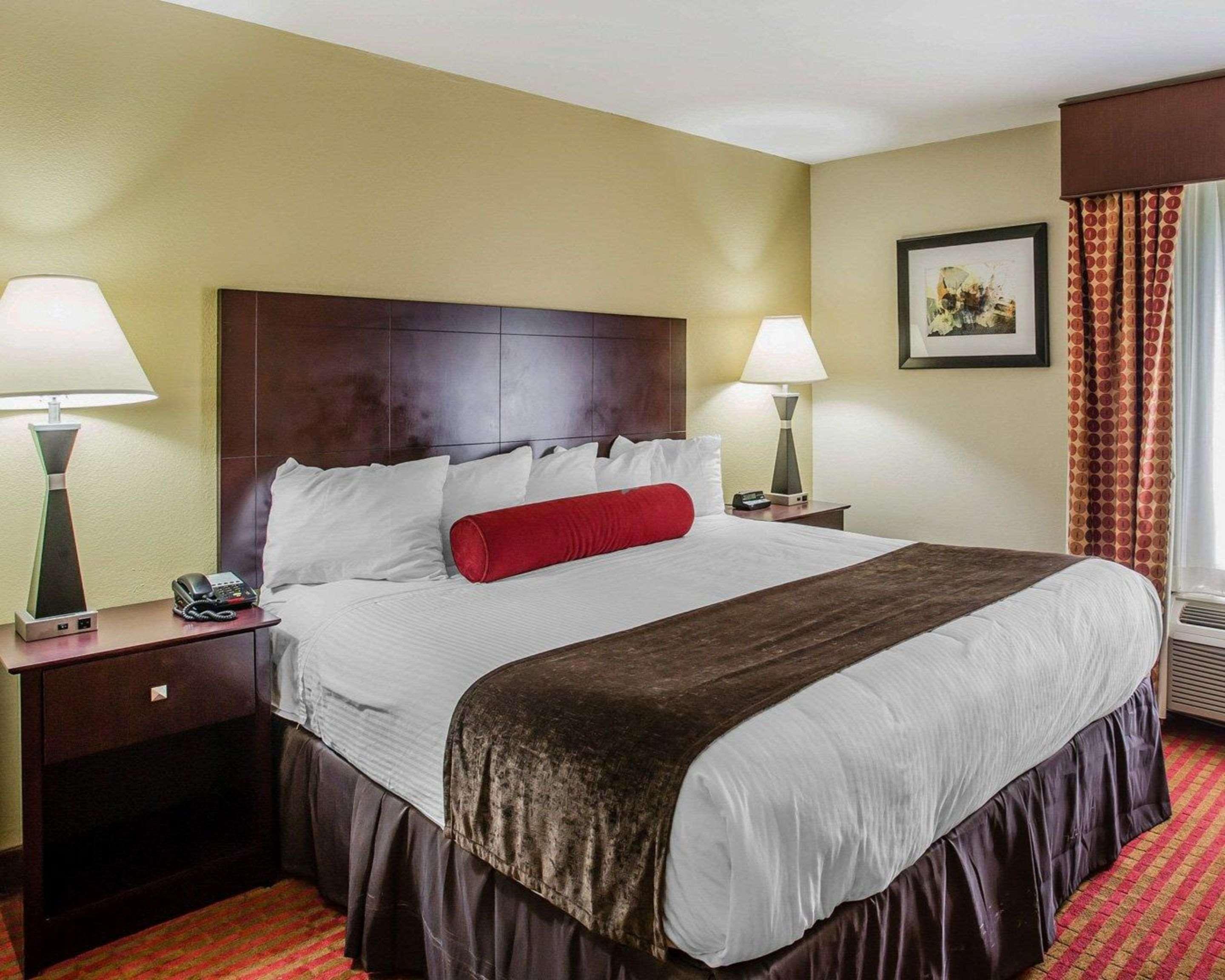 Quality Suites Nashville Airport מראה חיצוני תמונה