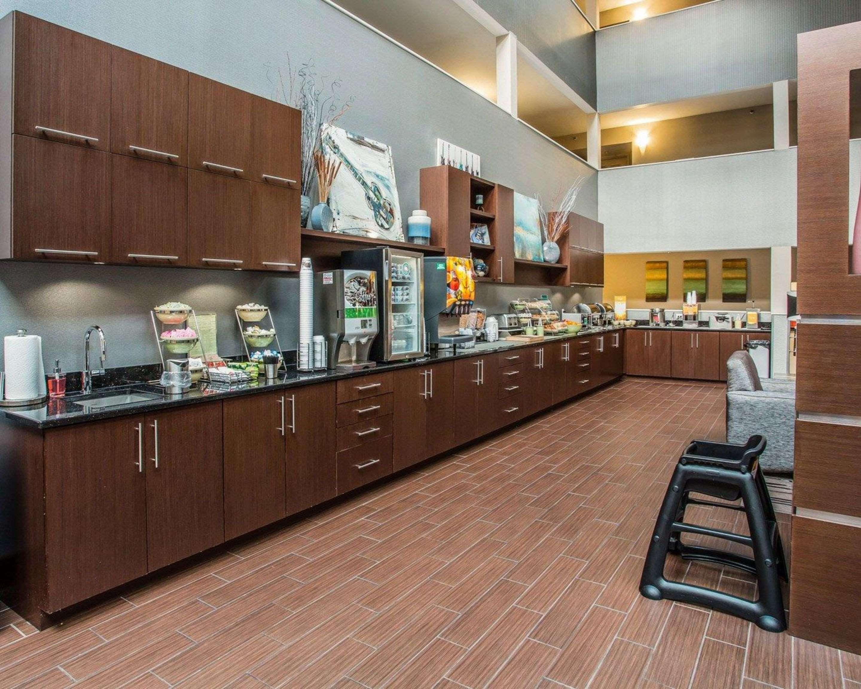 Quality Suites Nashville Airport מראה חיצוני תמונה