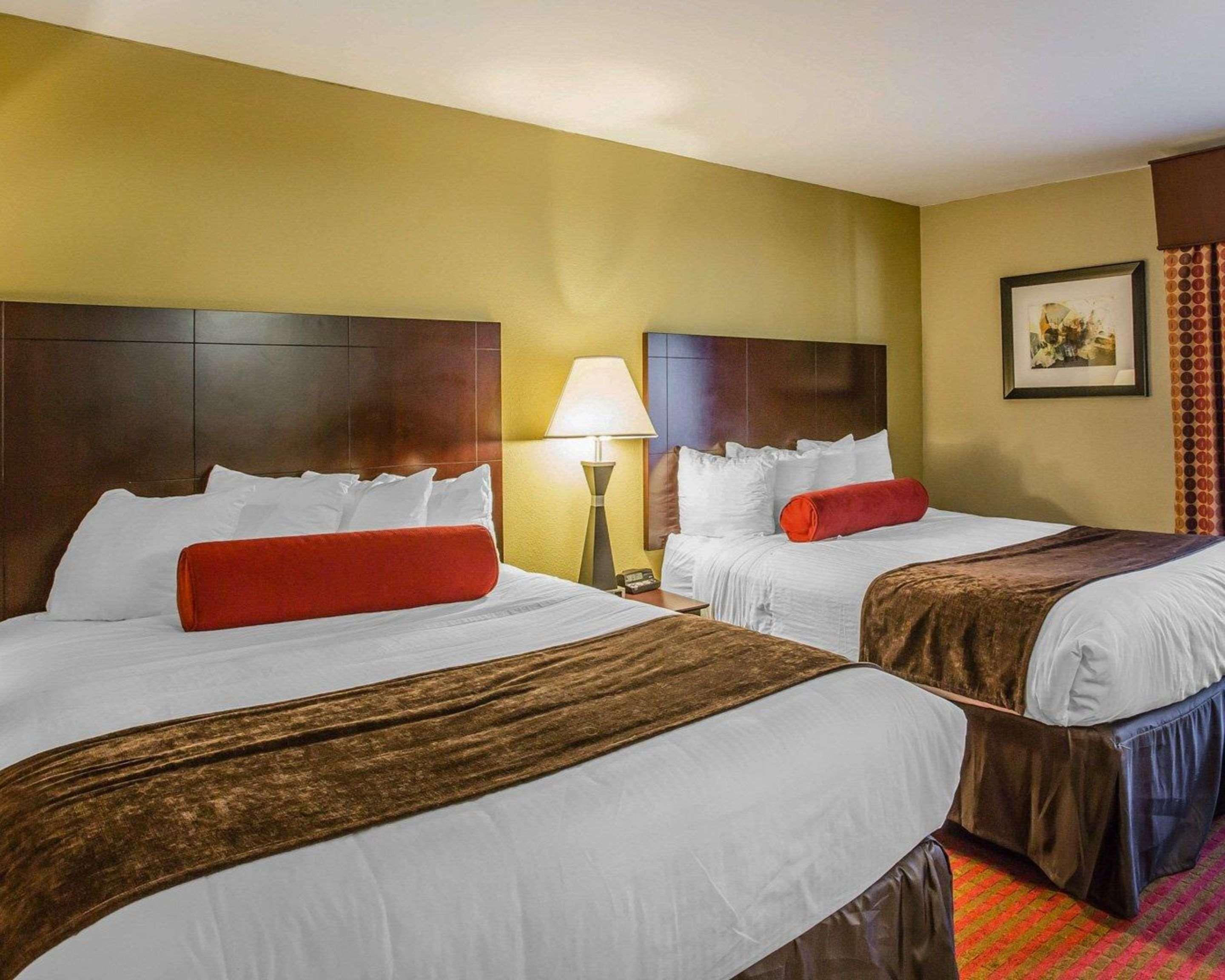 Quality Suites Nashville Airport מראה חיצוני תמונה