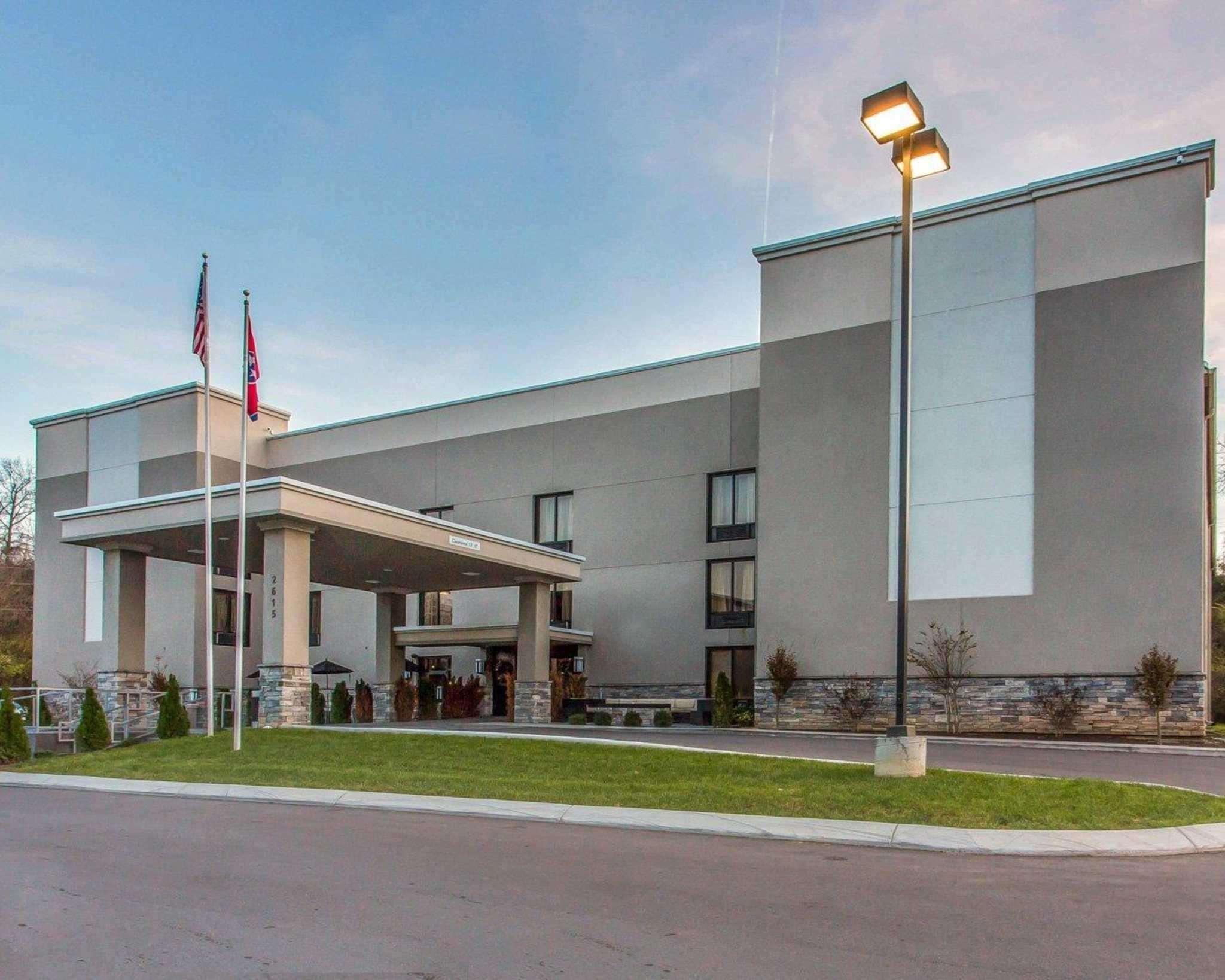 Quality Suites Nashville Airport מראה חיצוני תמונה