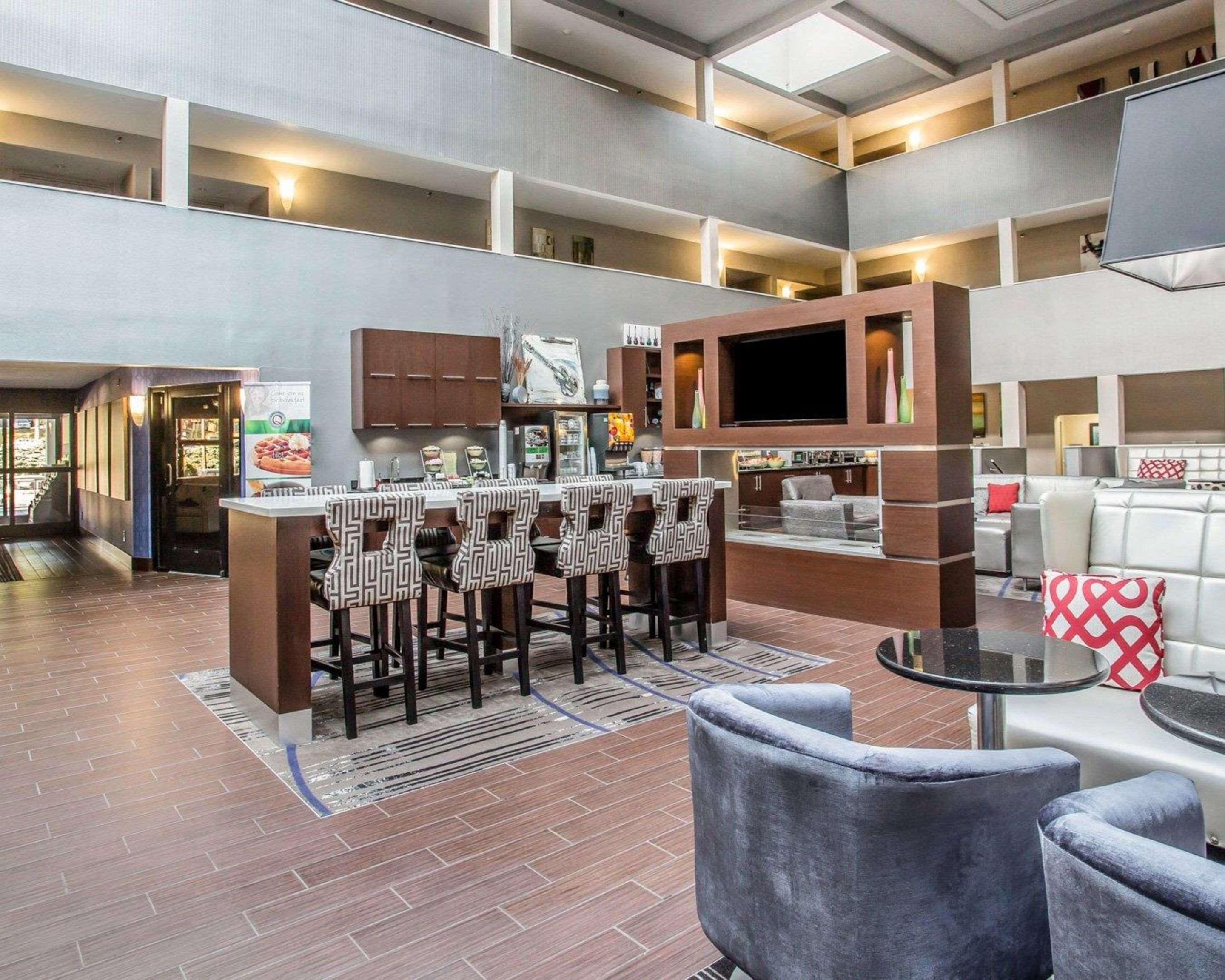 Quality Suites Nashville Airport מראה חיצוני תמונה