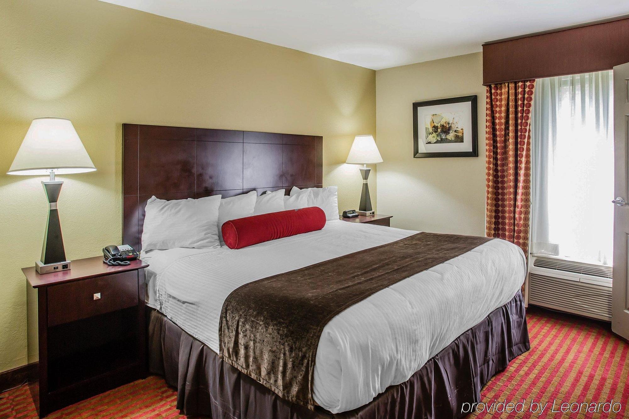 Quality Suites Nashville Airport מראה חיצוני תמונה