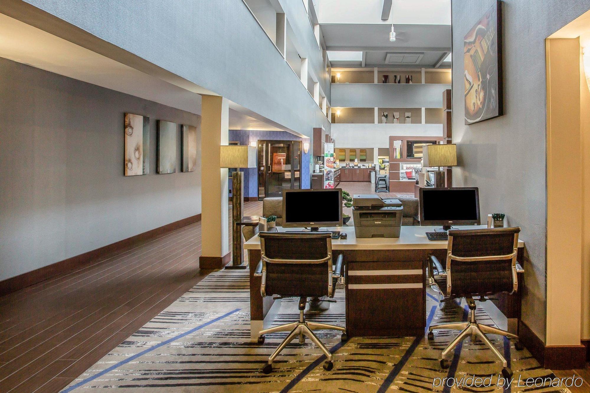 Quality Suites Nashville Airport מראה חיצוני תמונה