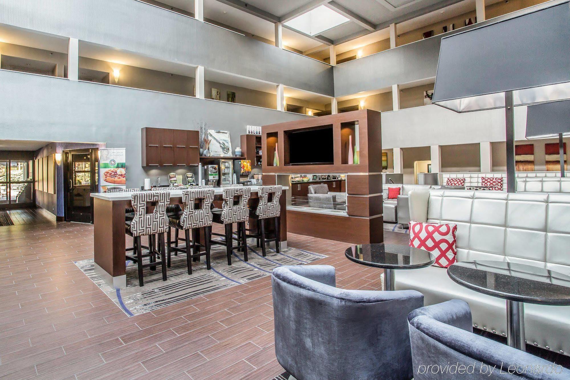 Quality Suites Nashville Airport מראה חיצוני תמונה
